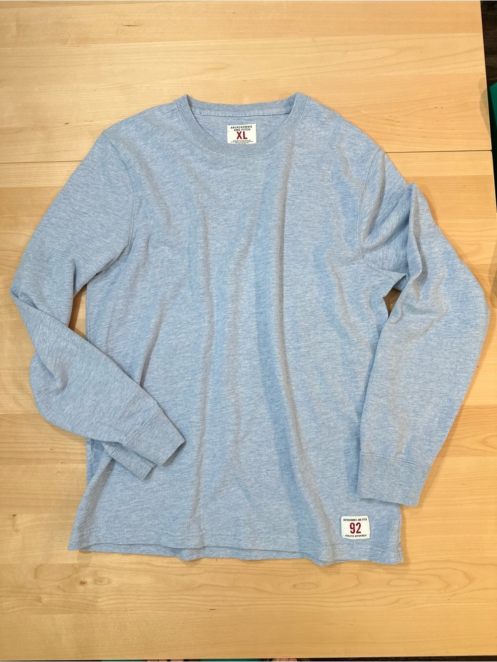 Abercrombie & Fitch Light Blue Long Sleeve Crewneck Tee XL